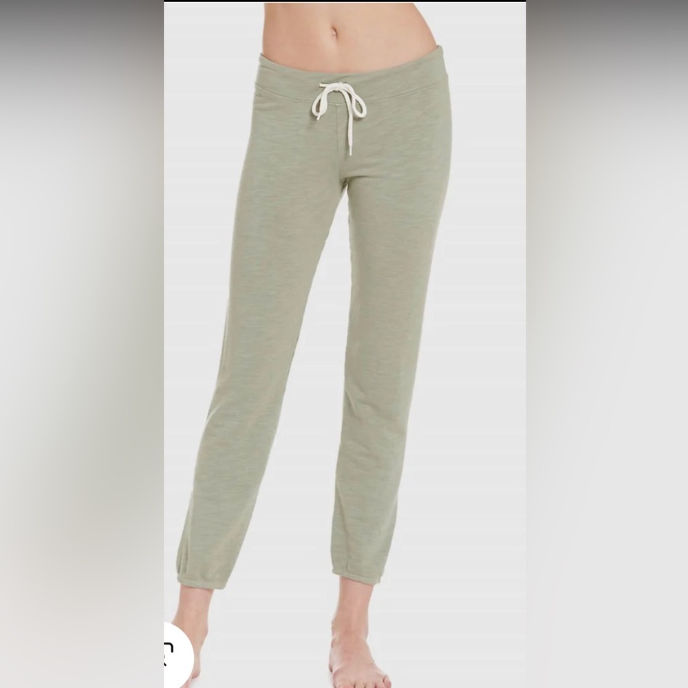 NWT Monrow vintage drawstring jogger sweat pants. Womens size M.